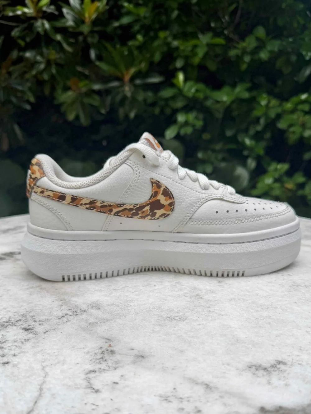 Nike Court Vision Alta Platform sneakers in Leopard Camo Swoosh Women Sz 6